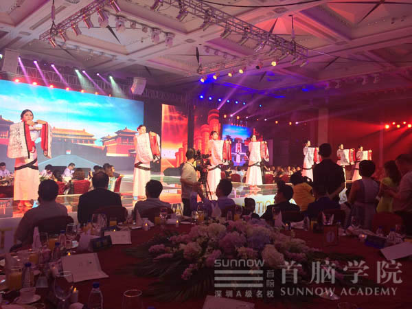 2015第42屆環(huán)球國際小姐總決賽，首腦彰顯業(yè)界高水平
