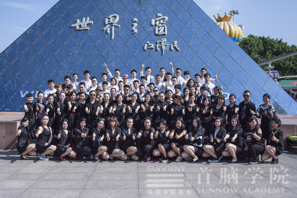 首腦學(xué)院化妝造型團隊