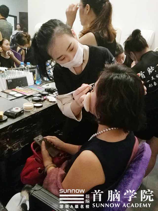 中國超級模特大賽深圳站啟動，首腦學院美麗聯動！