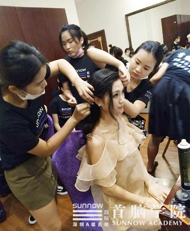 中國超級模特大賽深圳站啟動，首腦學院美麗聯動！