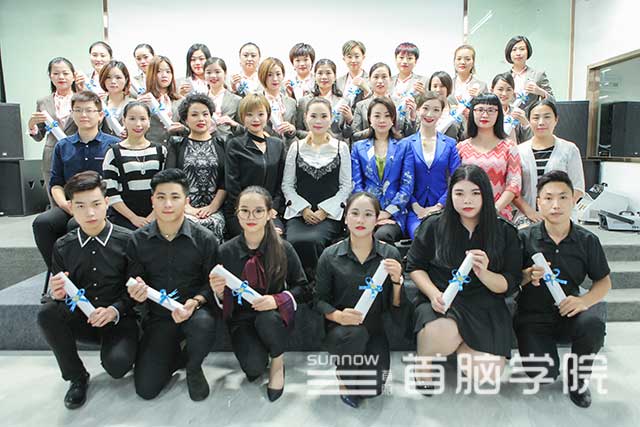 2017首腦學(xué)院美苗師培課程美麗收官！成長(zhǎng)是最煽情的記憶~