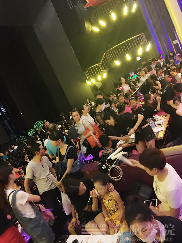 深圳化妝培訓學校