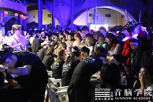 全城狂歡，首腦學(xué)院萬圣夜派對華麗告捷！