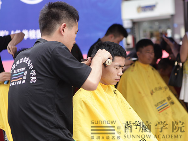 龍華校區大型公益活動圓滿落幕