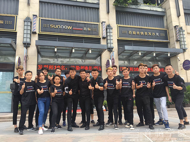 不一樣的優質教學理念 首腦學院觀摩學習活動