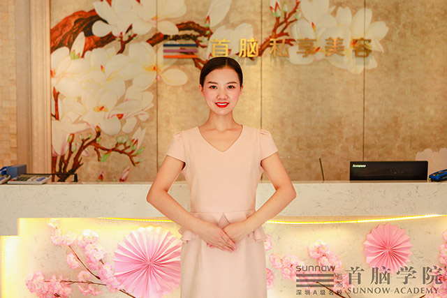 美容培訓首腦學院就業學員莉莉