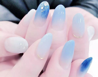 學美甲去店里還是學校好