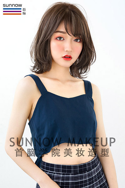 學(xué)美發(fā)去店里學(xué)還是去學(xué)校學(xué)