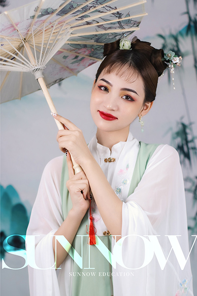 化妝師培訓學校? 化妝師培訓學校