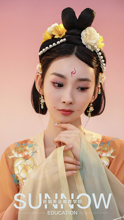 化妝培訓班一般學費多少