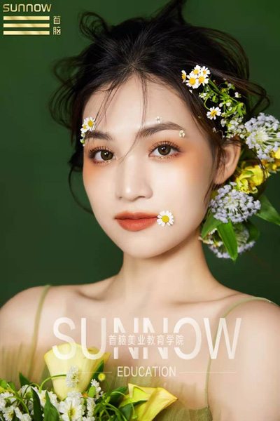 首腦美妝學院怎么樣